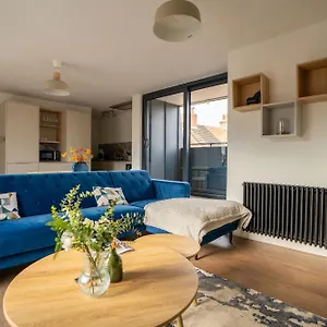 https://the-penthouse.yorkshirehotels.net